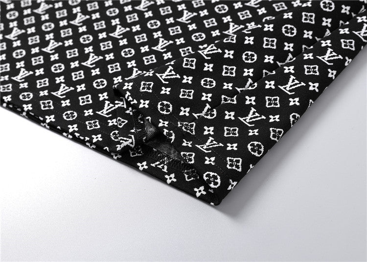 U1W25E49  Popular T-shirts