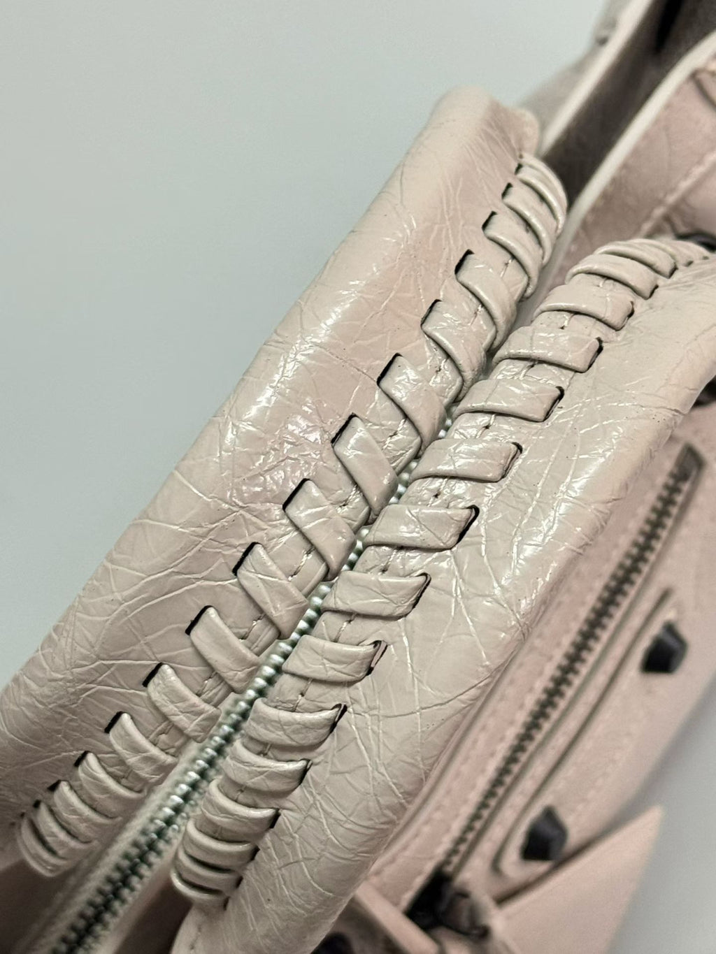 B1P36J115 Popular leather bag