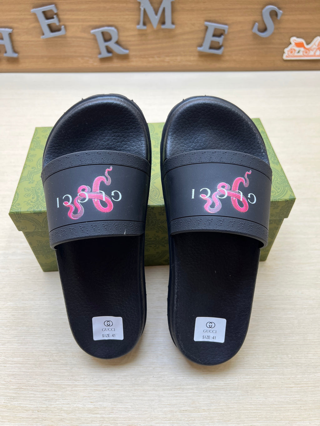 Z5R66B29 Popular Slippers
