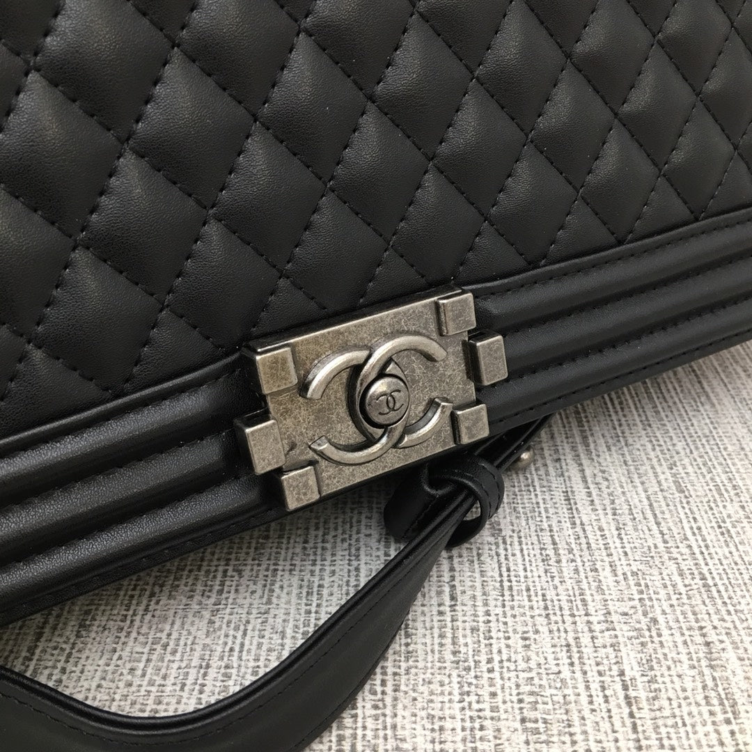 B5X121C60 Popular  leather bag 