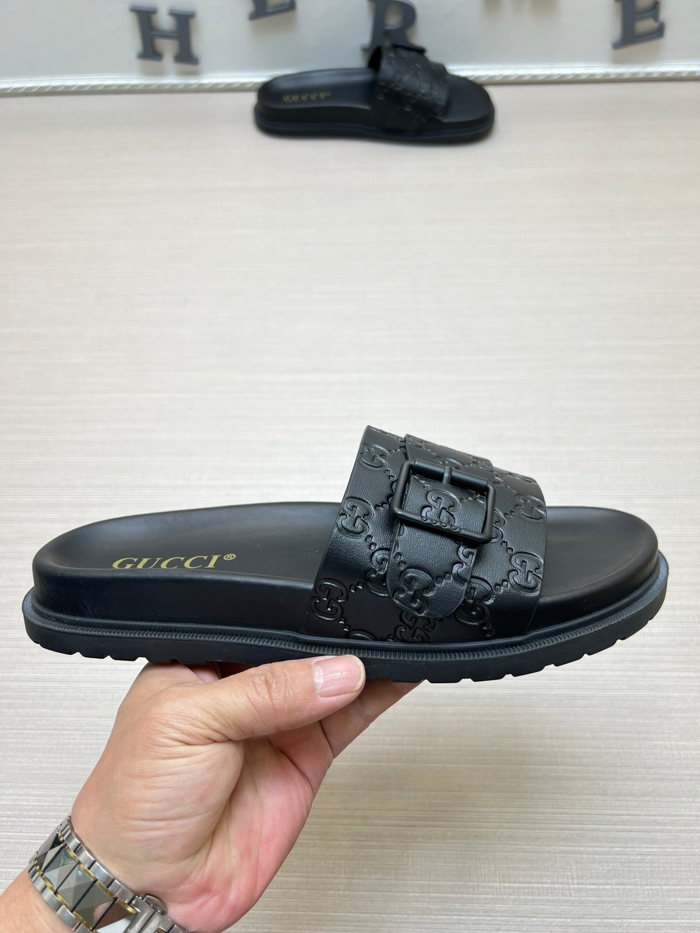 Z5ZB91 Popular slippers