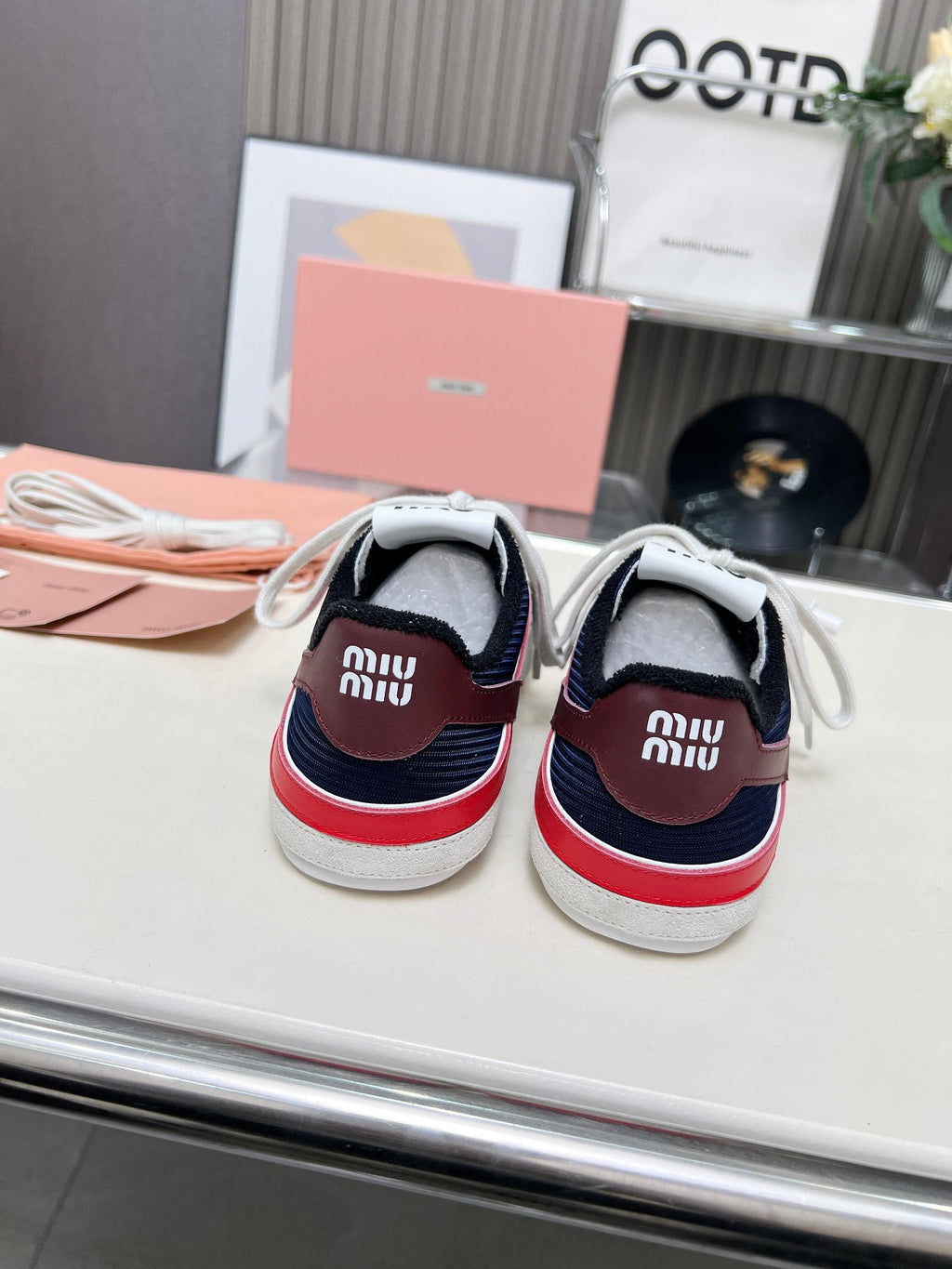 Z2Q105A247 Popular high-quality Shoes