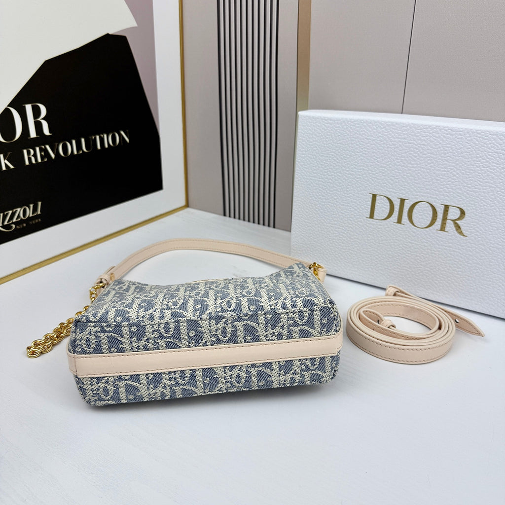 B1R15D67  Popular  bag