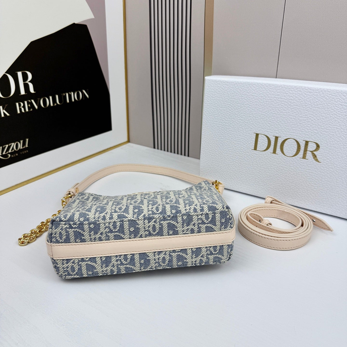 B1R15D67  Popular  bag