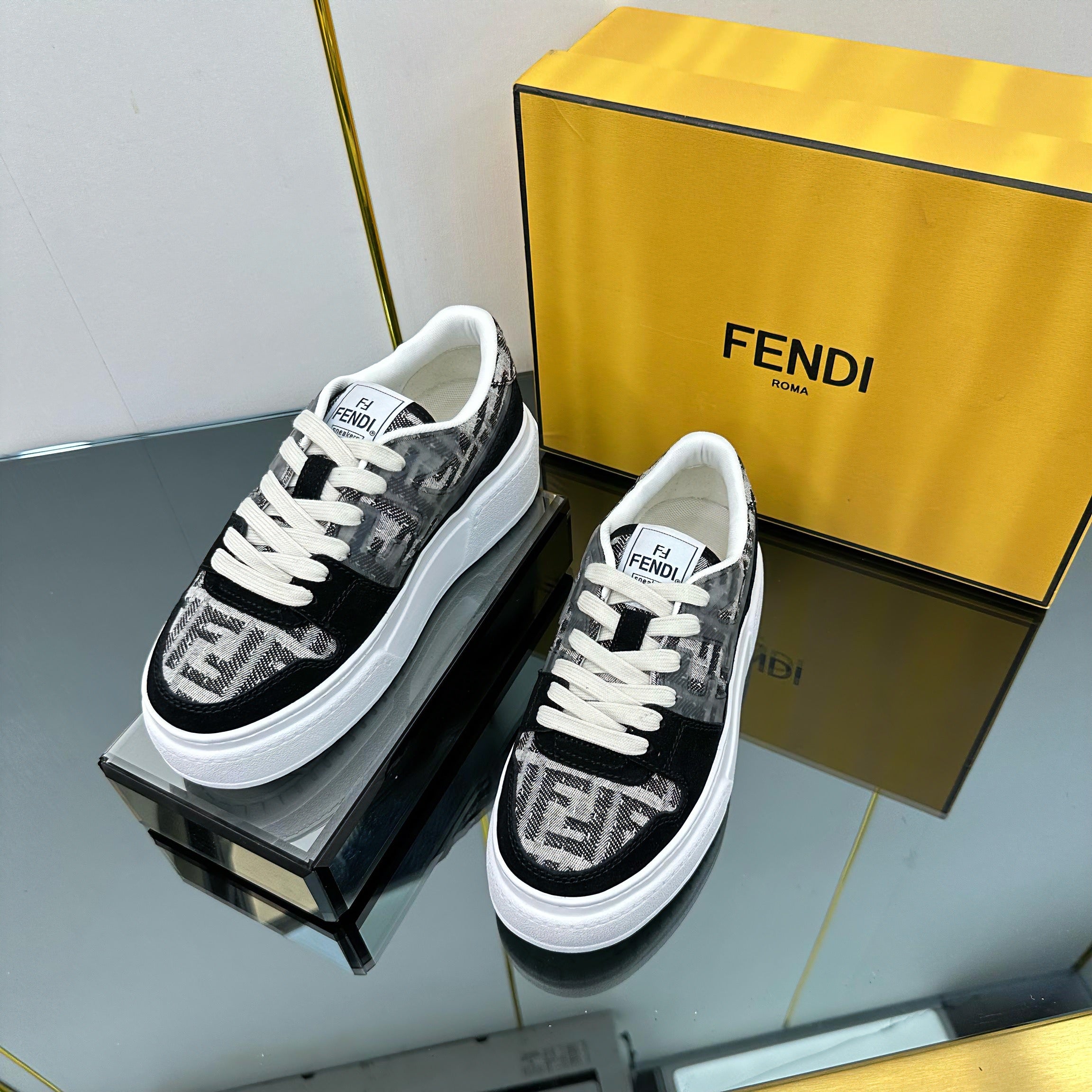 Z2Q105F418 Popular high-quality Shoes