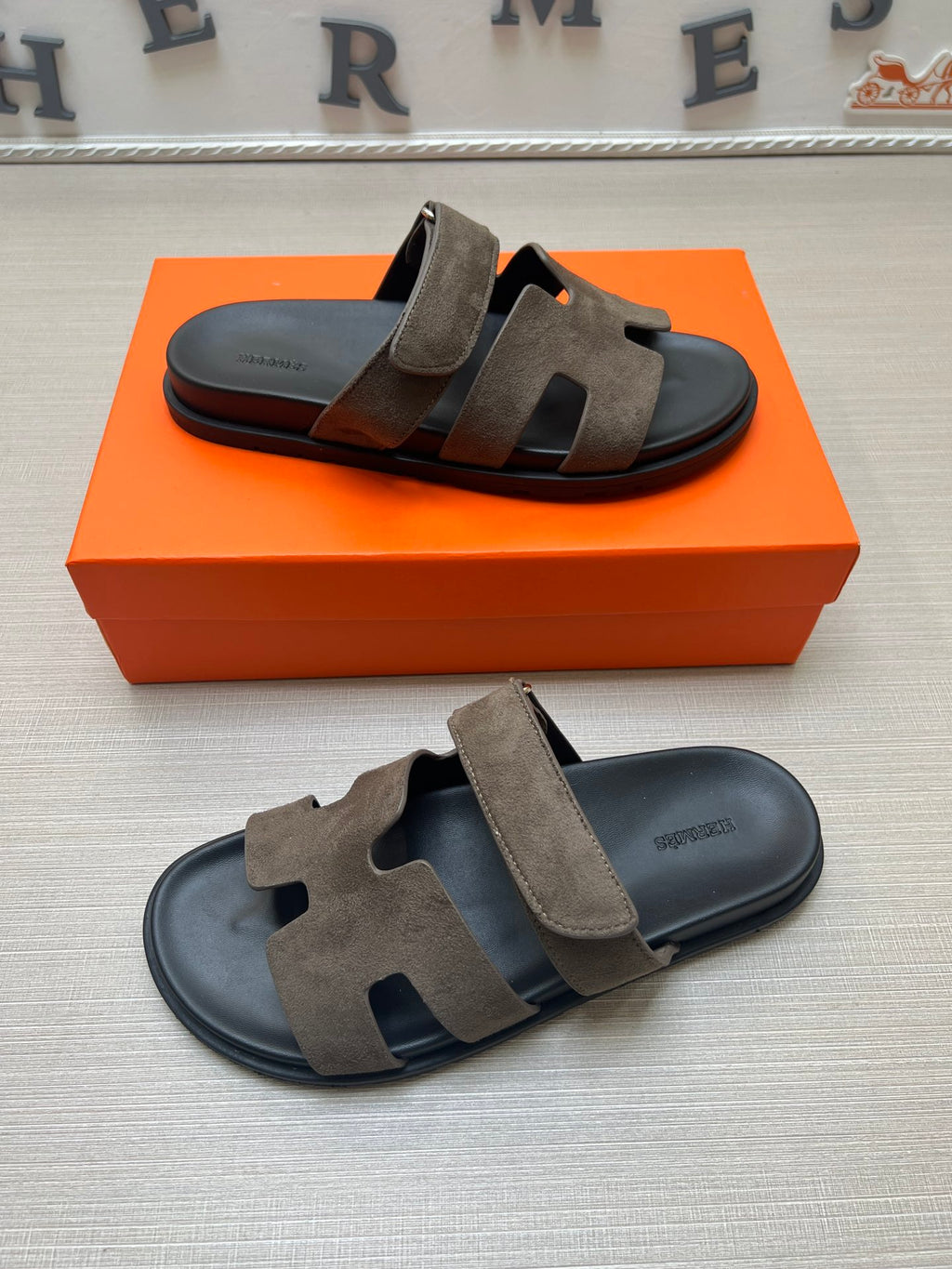 Z5R35H6  Popular Slippers shoes