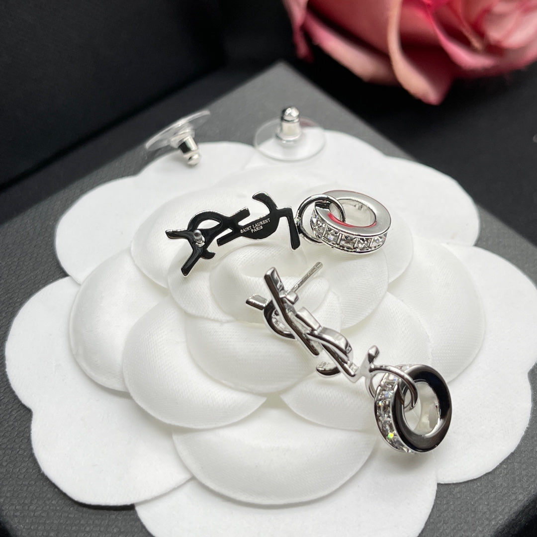 X1Z94SL606E Popular  Earrings