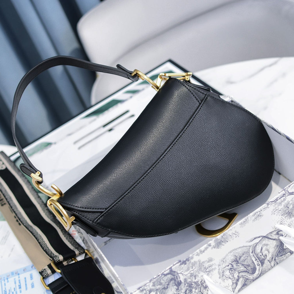 B5X111D15 Popular  leather bag 