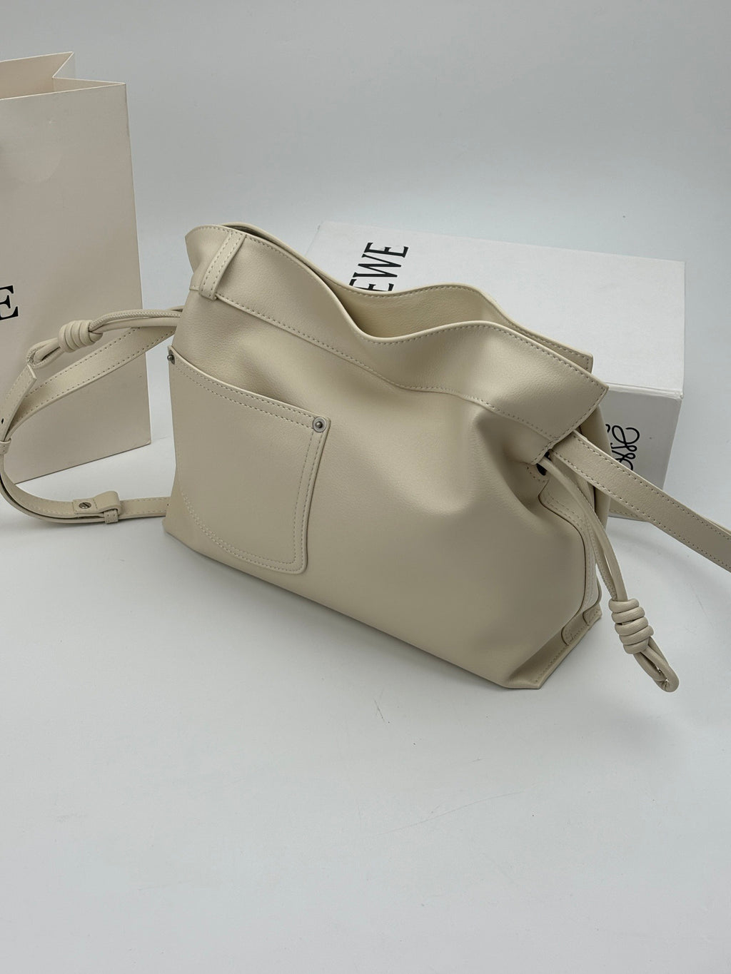 B1P36A47 Popular leather bag