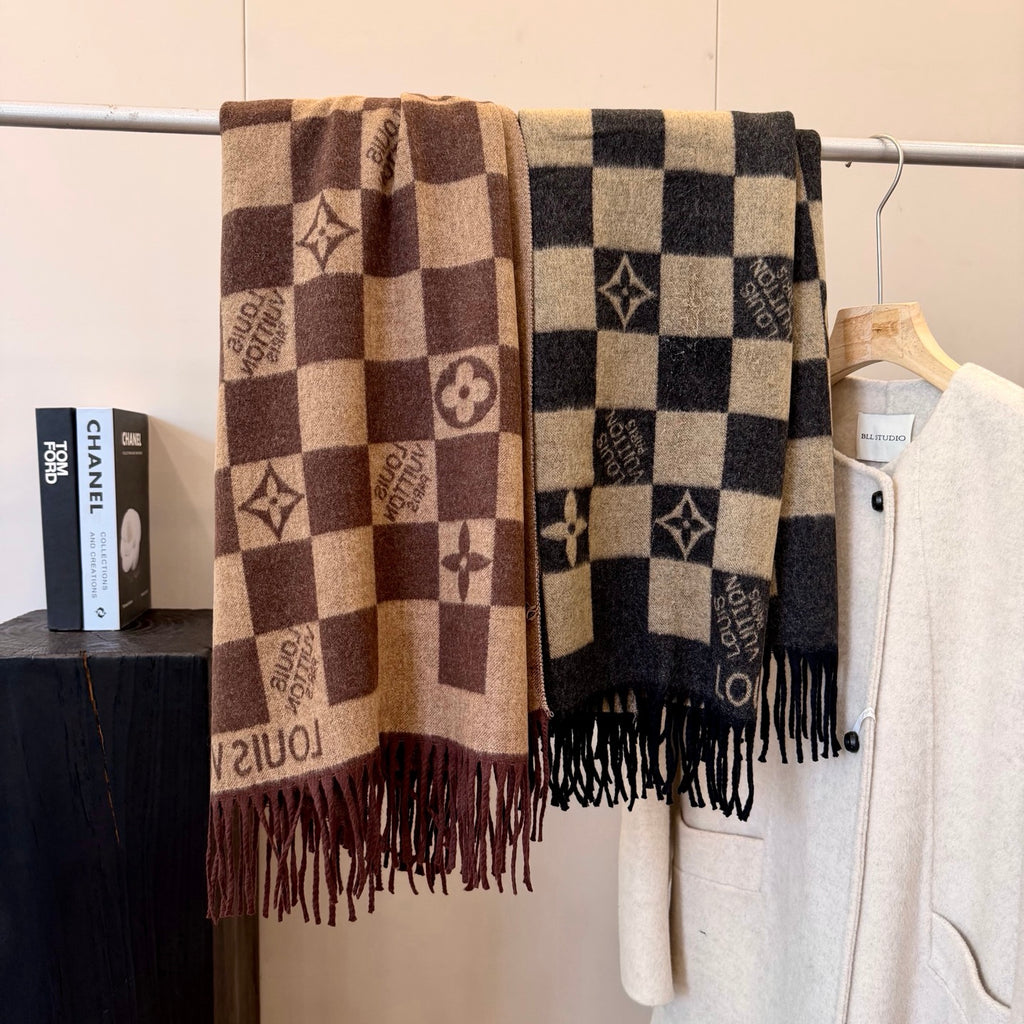 W1R86E22 Popular Winter Scarves