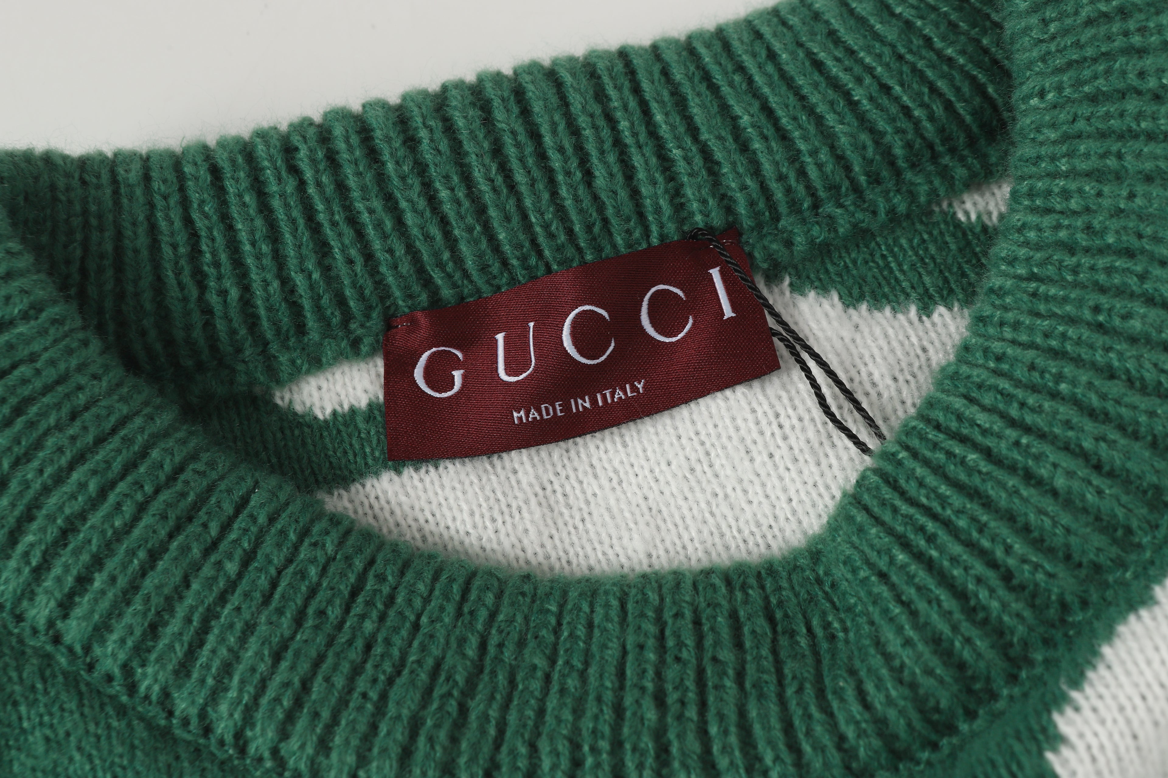 U1Z05B403 Popular Sweaters