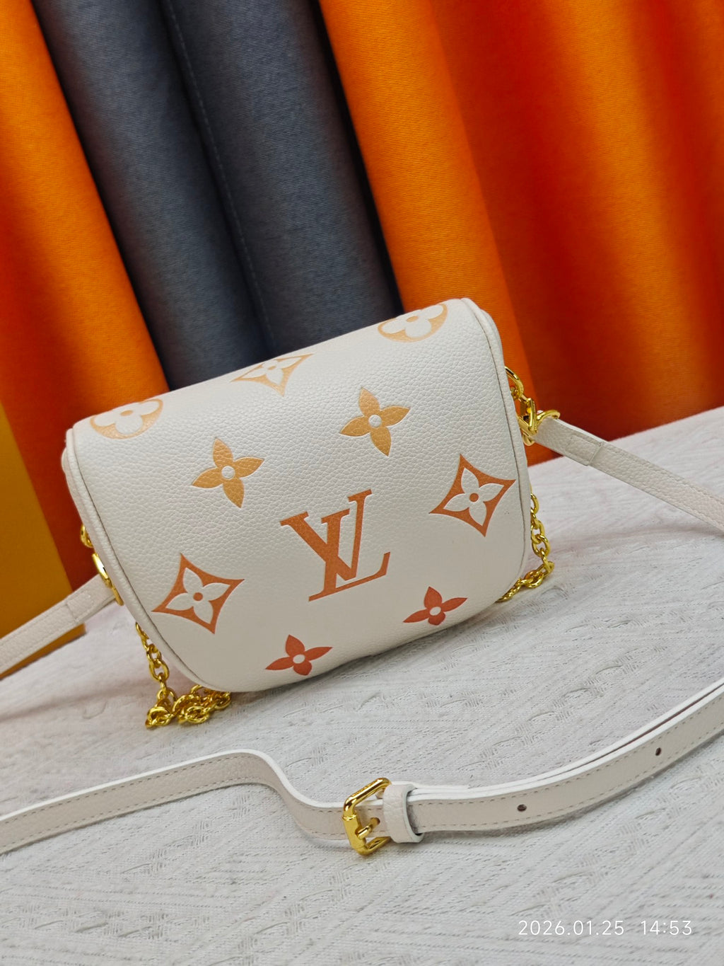 B1P46E74 Popular  bag