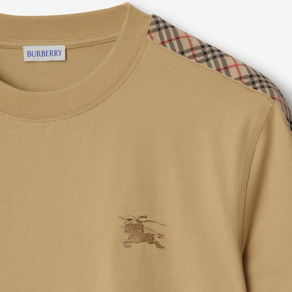 U1R76R3 Popular T-shirts