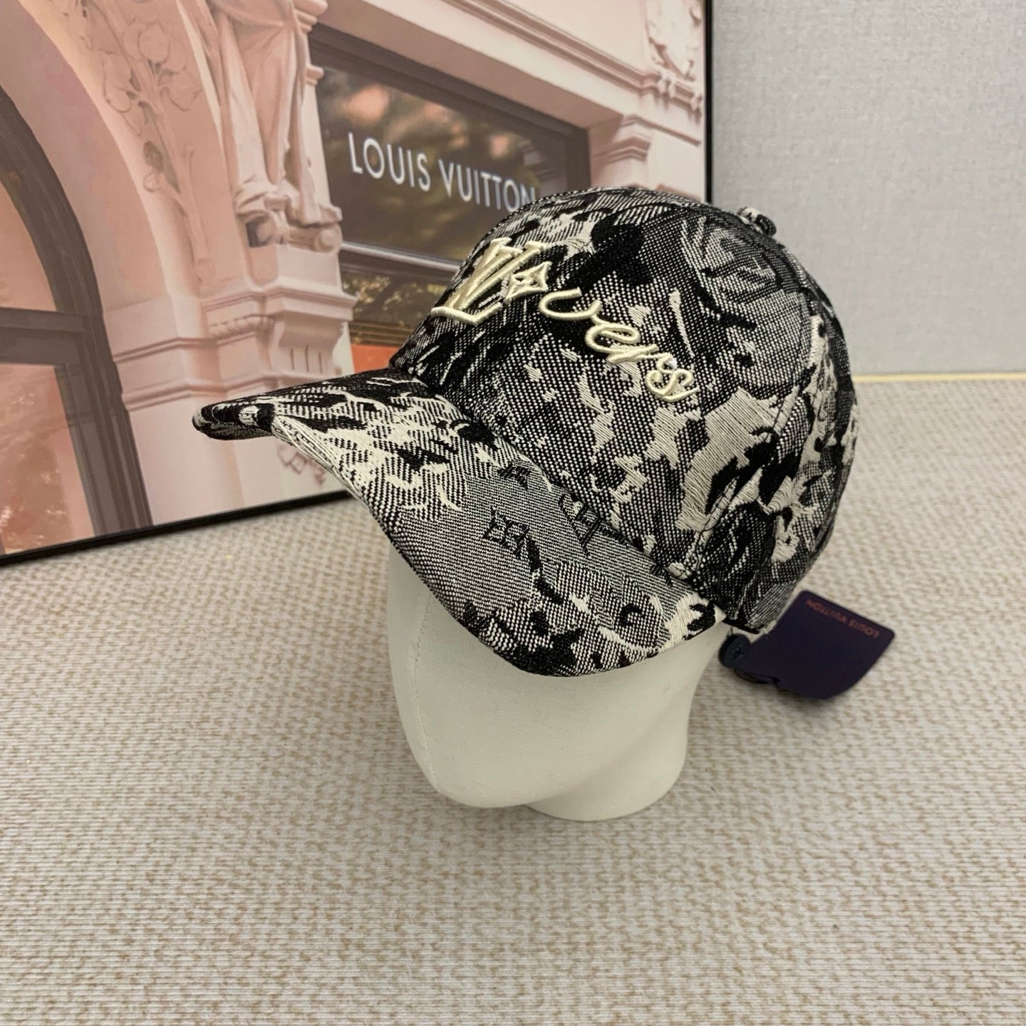 M1N65E5 Popular   hats