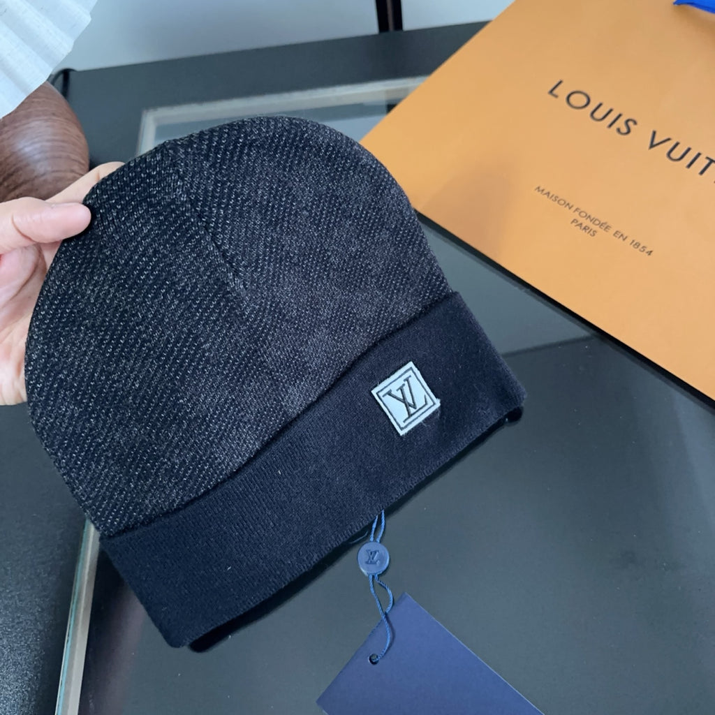 M1R86E18 Popular hats