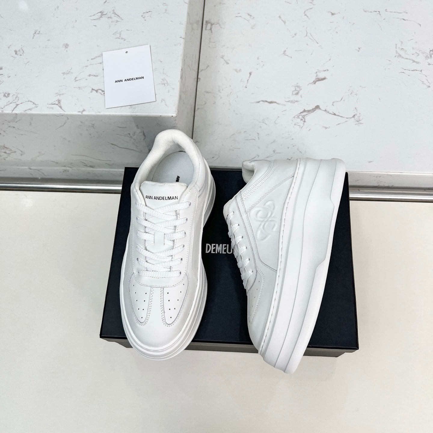 Z2Q105A260 Popular high-quality Shoes