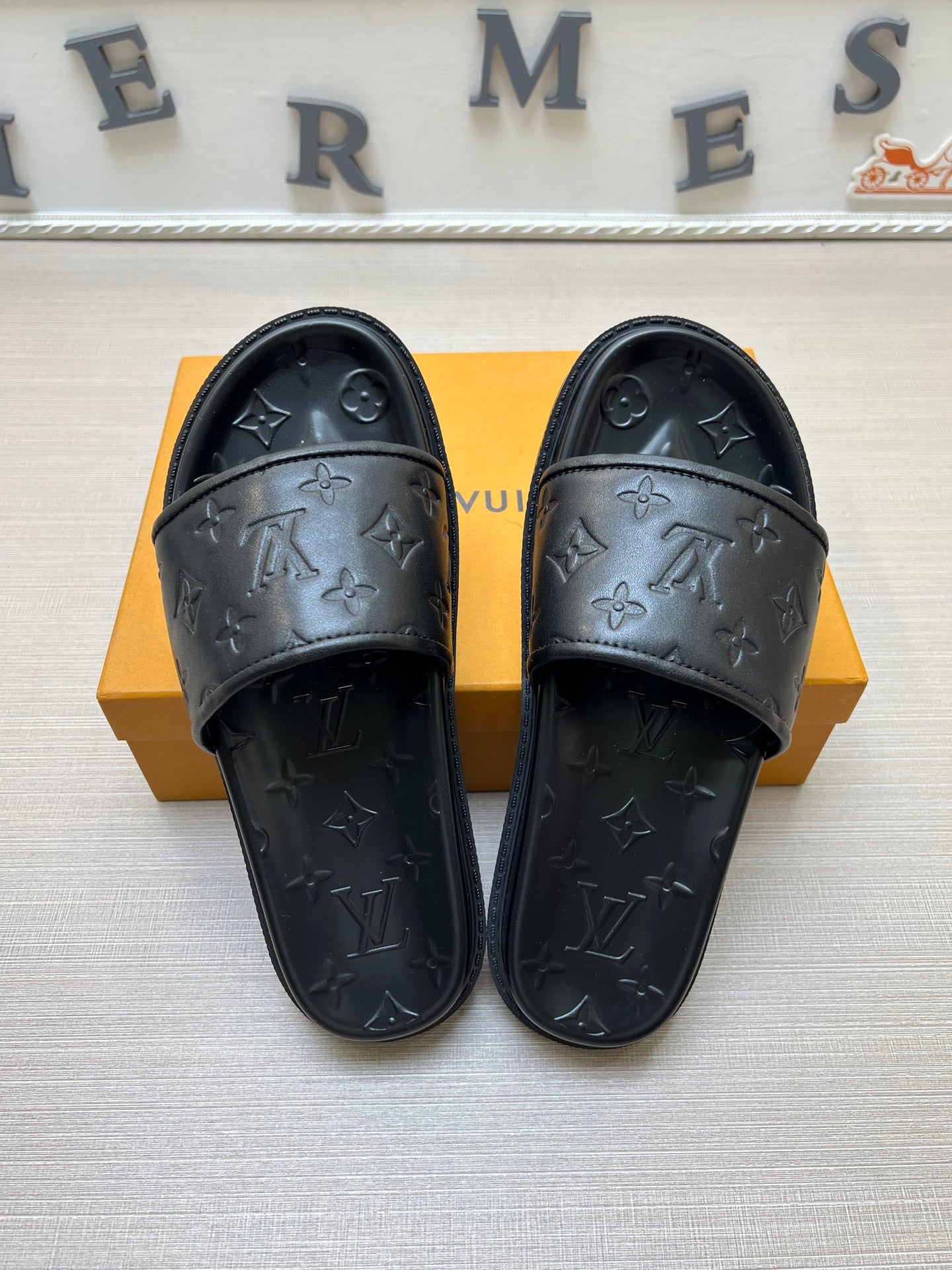 Z5Z35E304 Popular Slippers