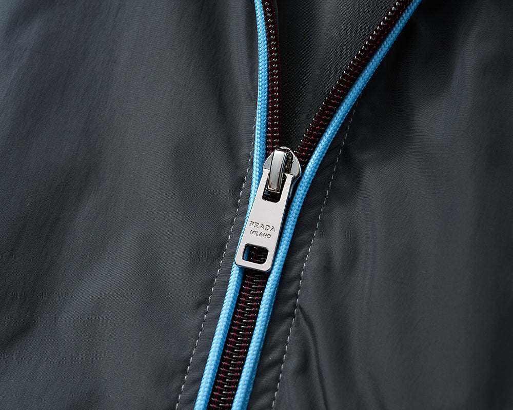 U1R86P22 Popular Coats