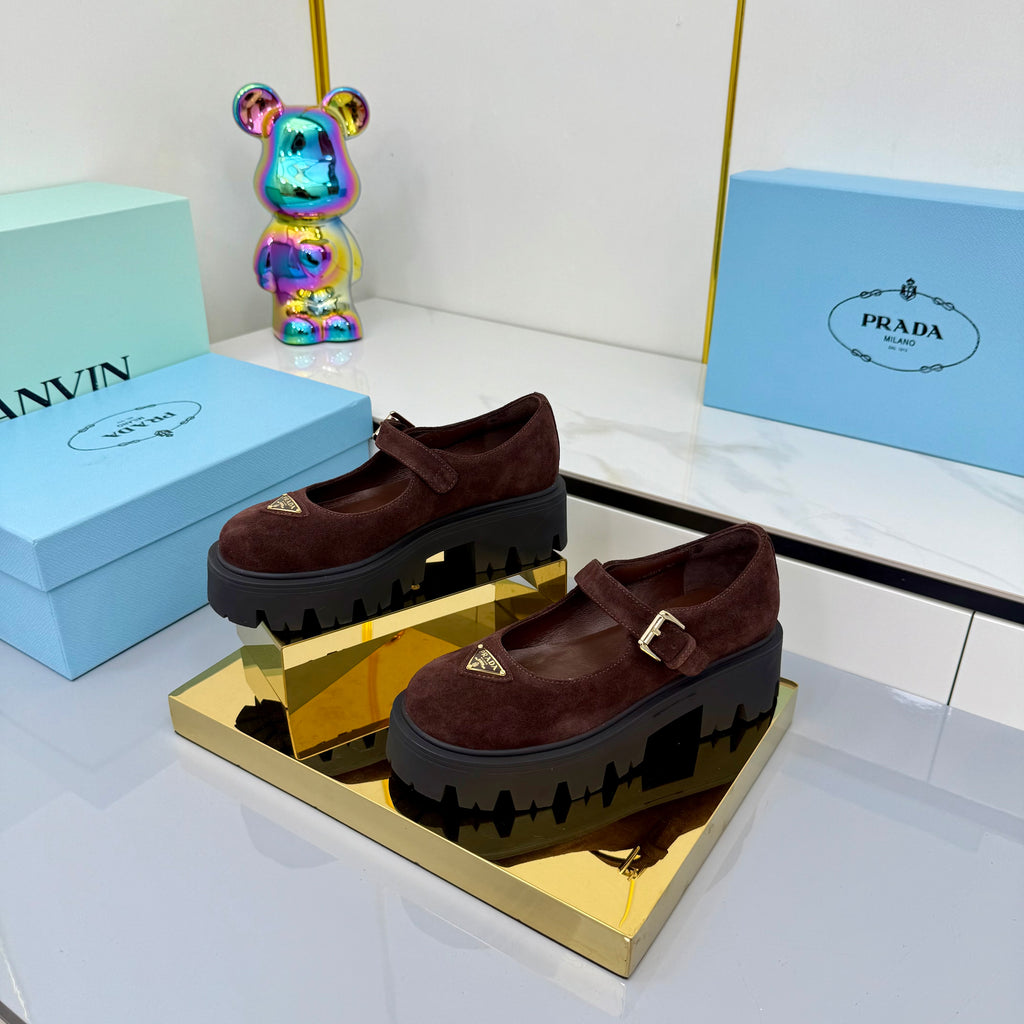 Z2Q105P308 Popular high-quality Shoes