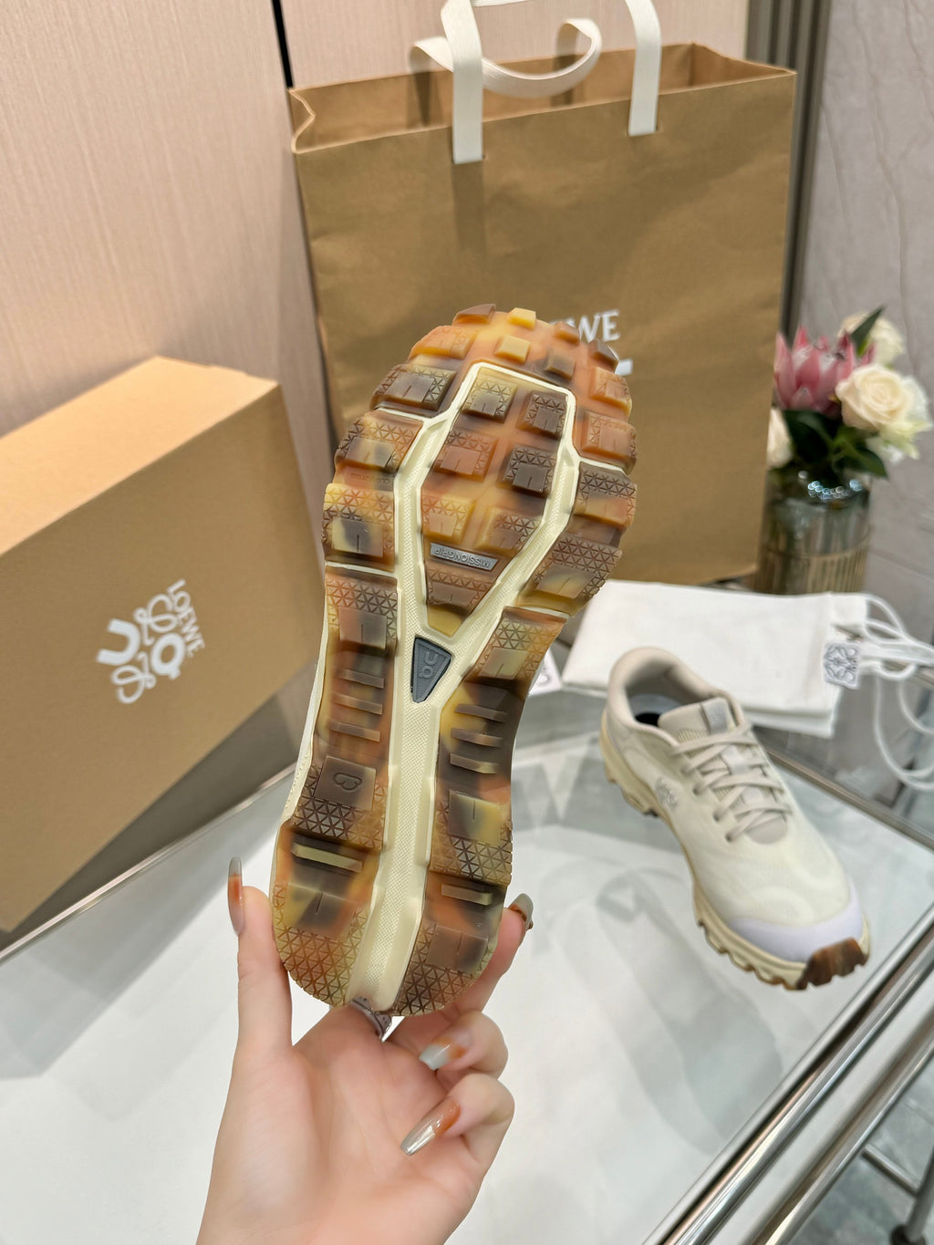 Z1Q95C19  Popular  shoes