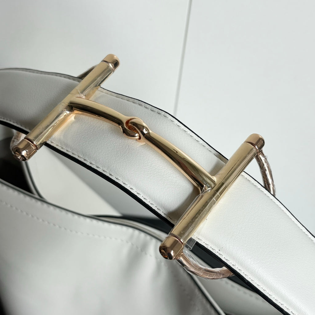 B1P36C56 Popular leather bag
