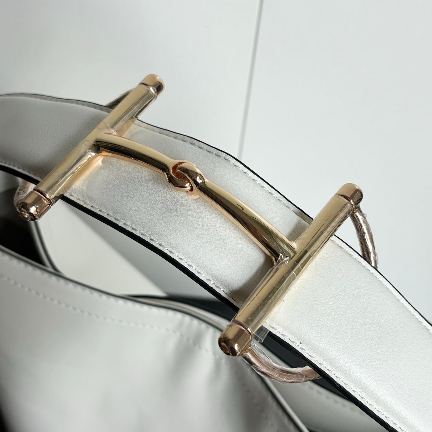 B1P36C56 Popular leather bag