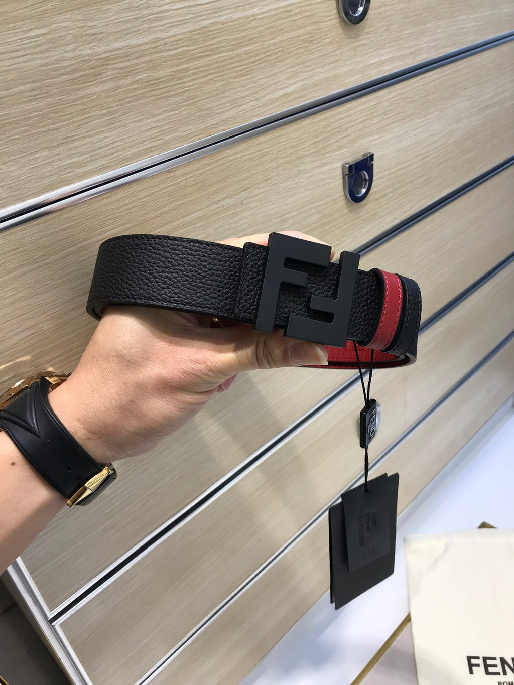 P1Q64F85 Popular  High quality belt With full package