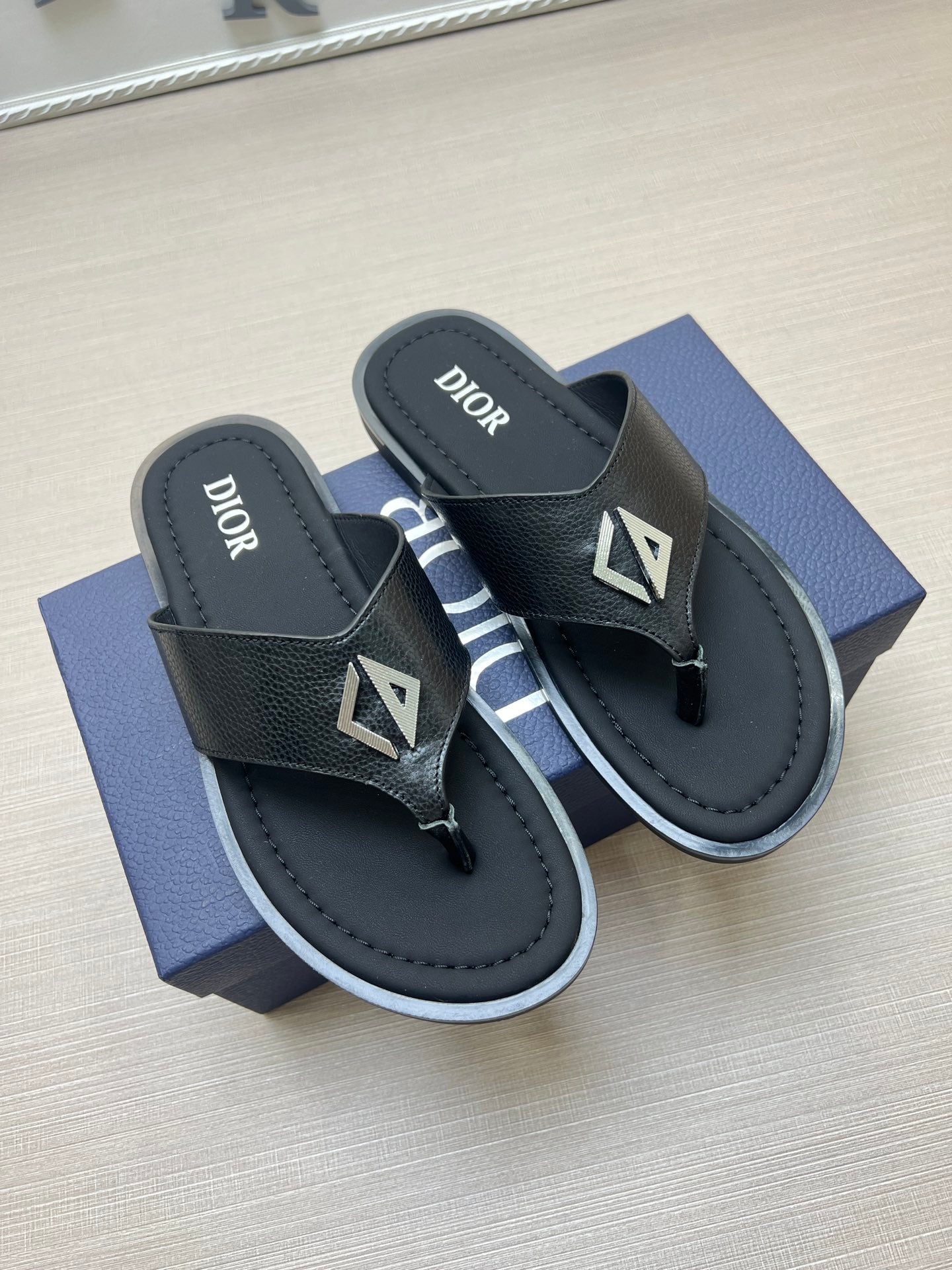 Z5ZD77 Popular  slippers