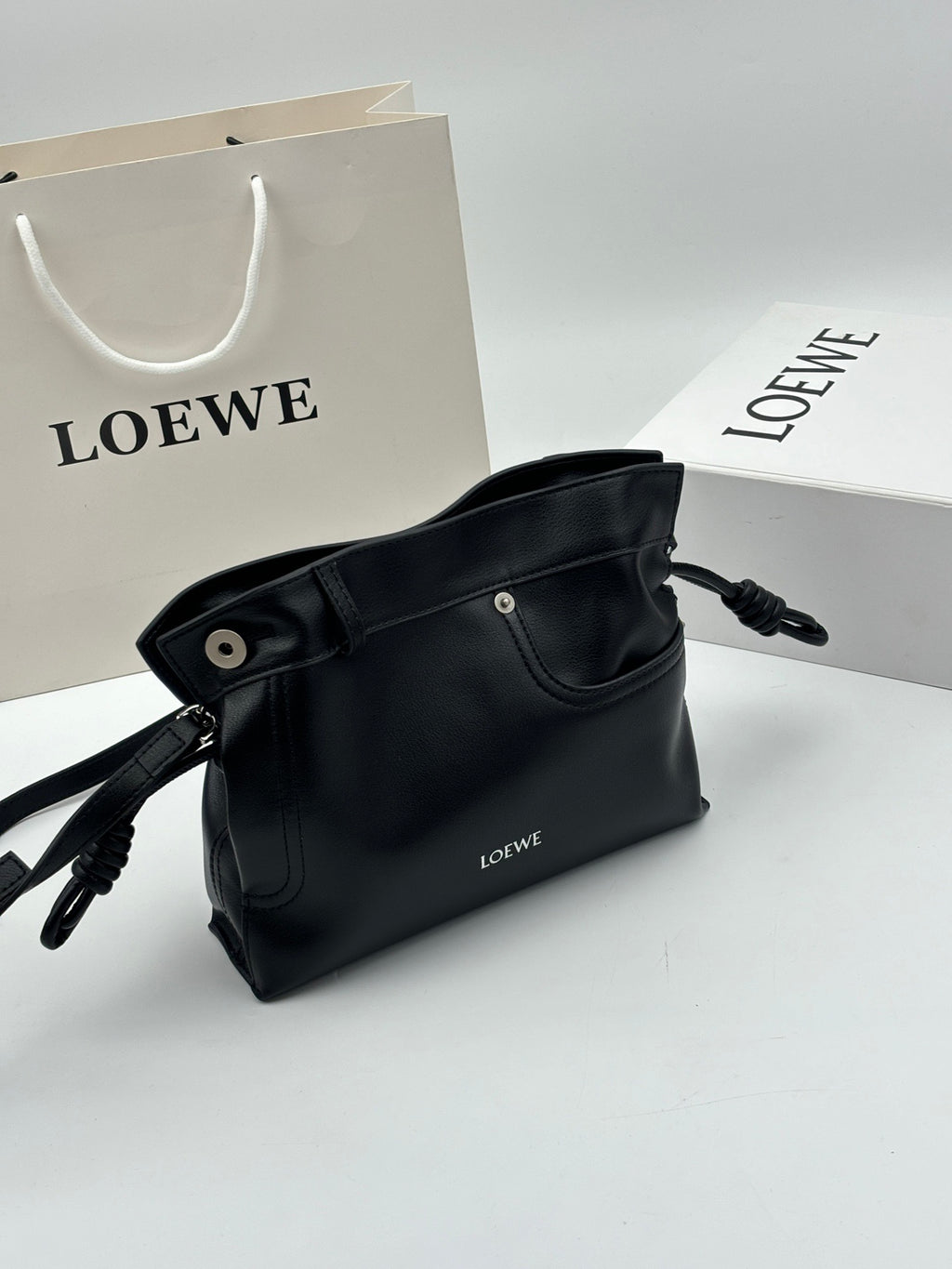B1P36A47 Popular leather bag