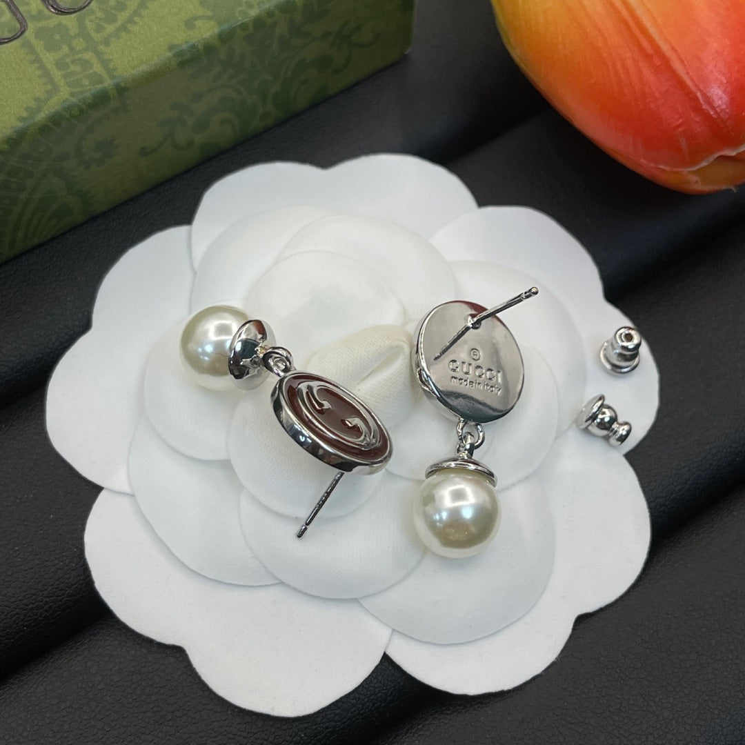 X1Z95B42E Popular Earrings