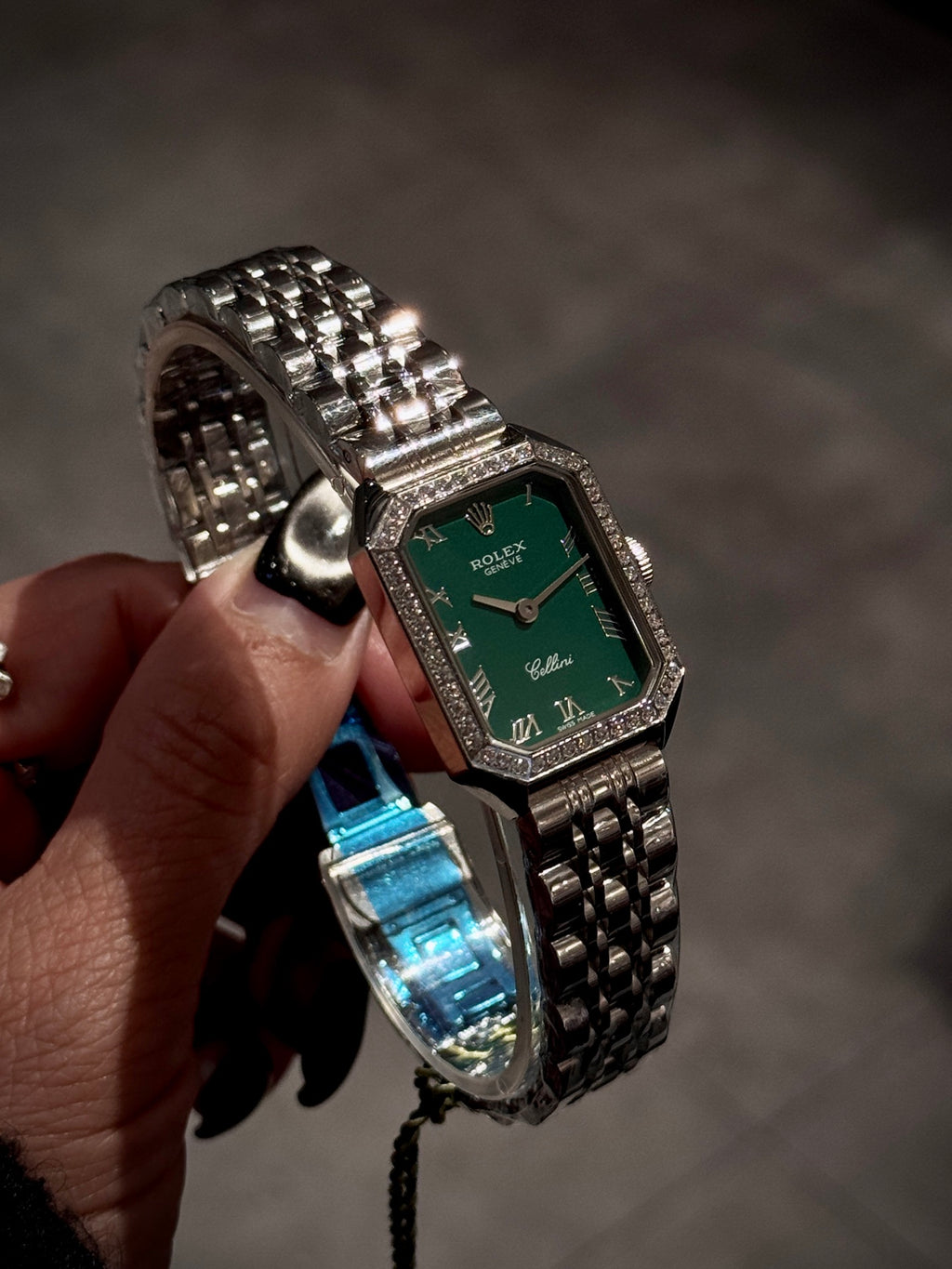 L1R46L125 Popular watches
