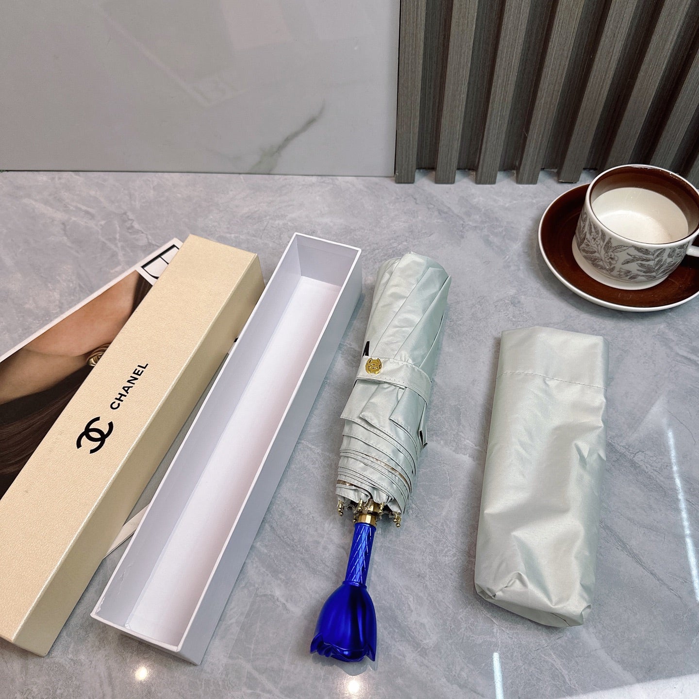 J1R85C114 Popular UV resistant umbrella