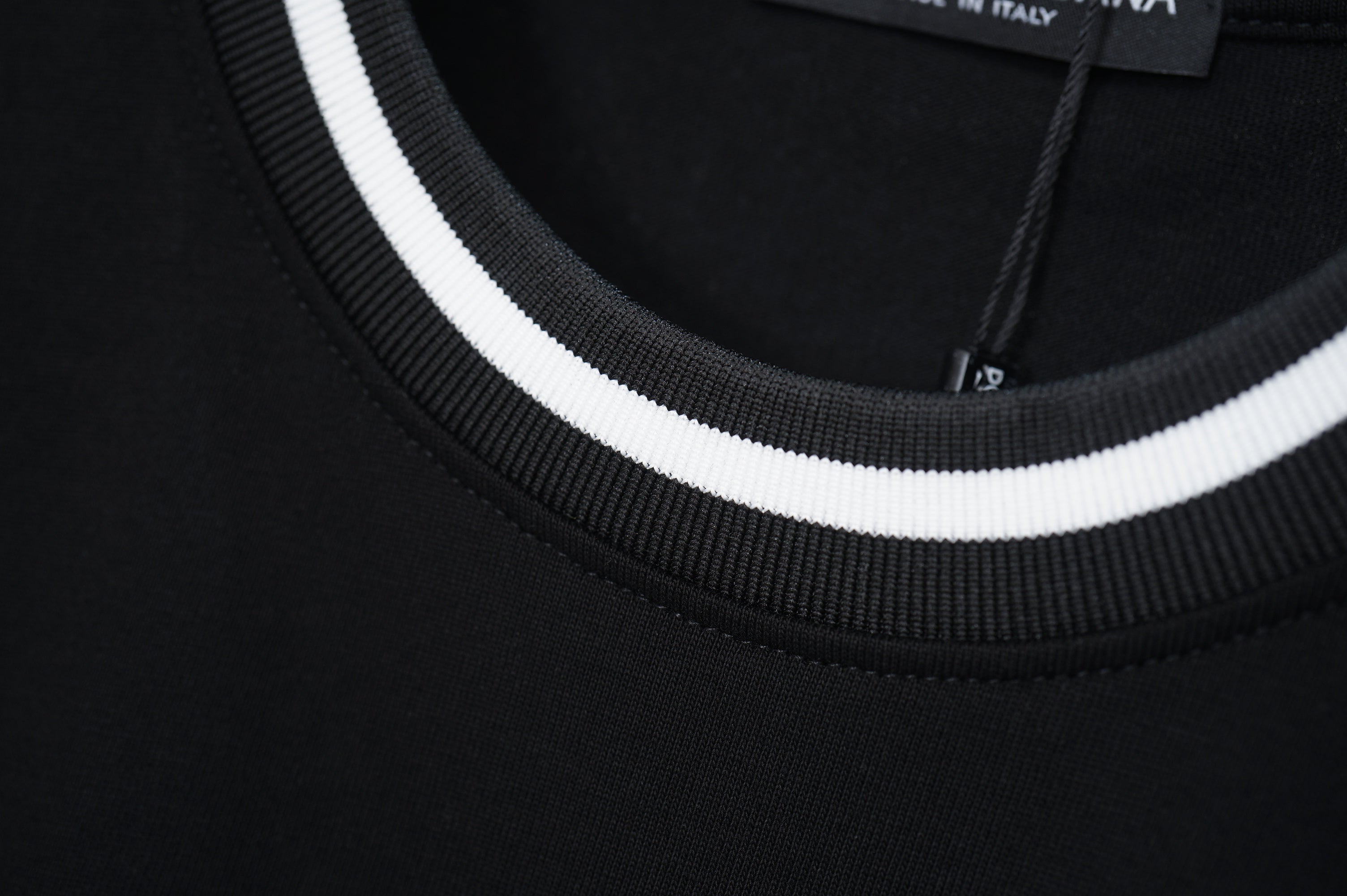 U1R76A22 Popular T-shirts