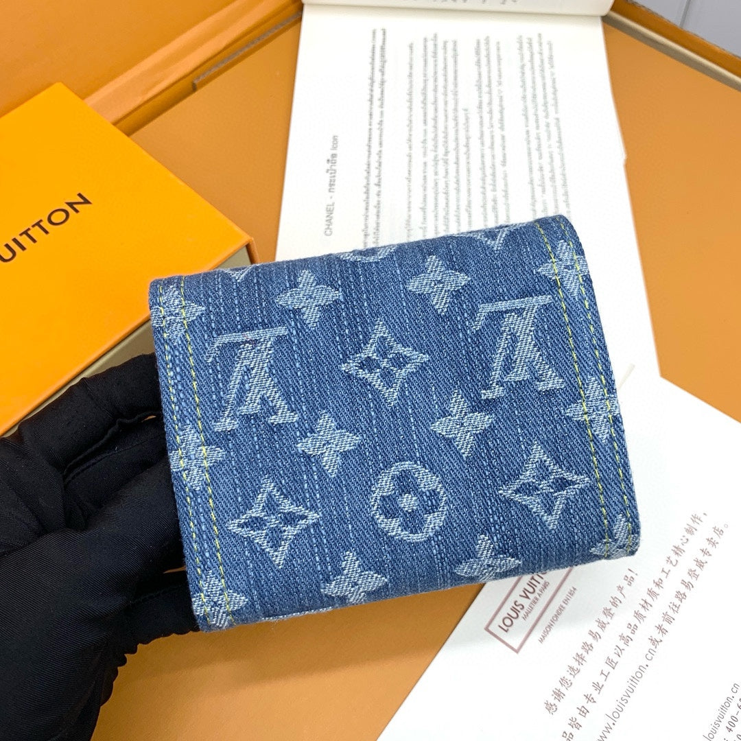B1X104E54 Popular   wallets