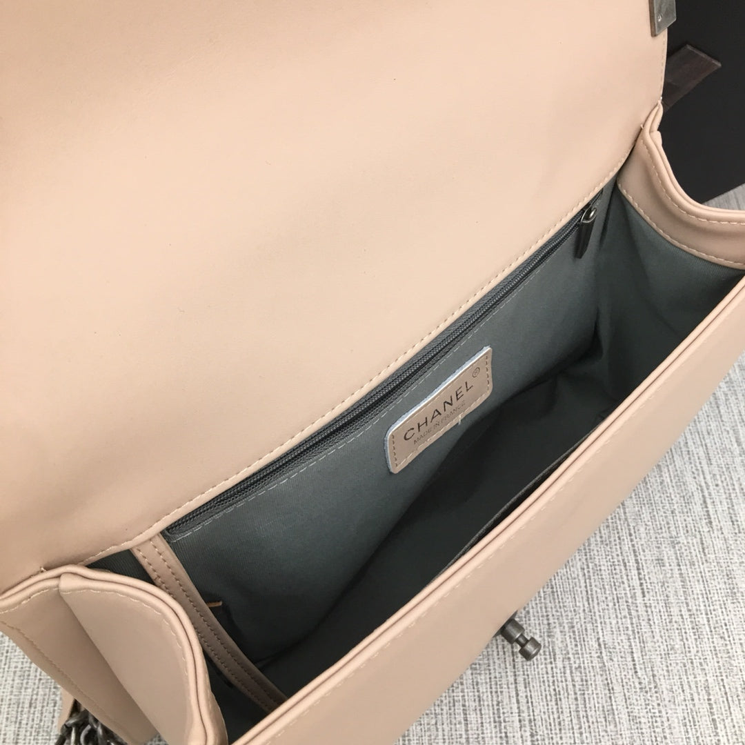 B5X121C60 Popular  leather bag 