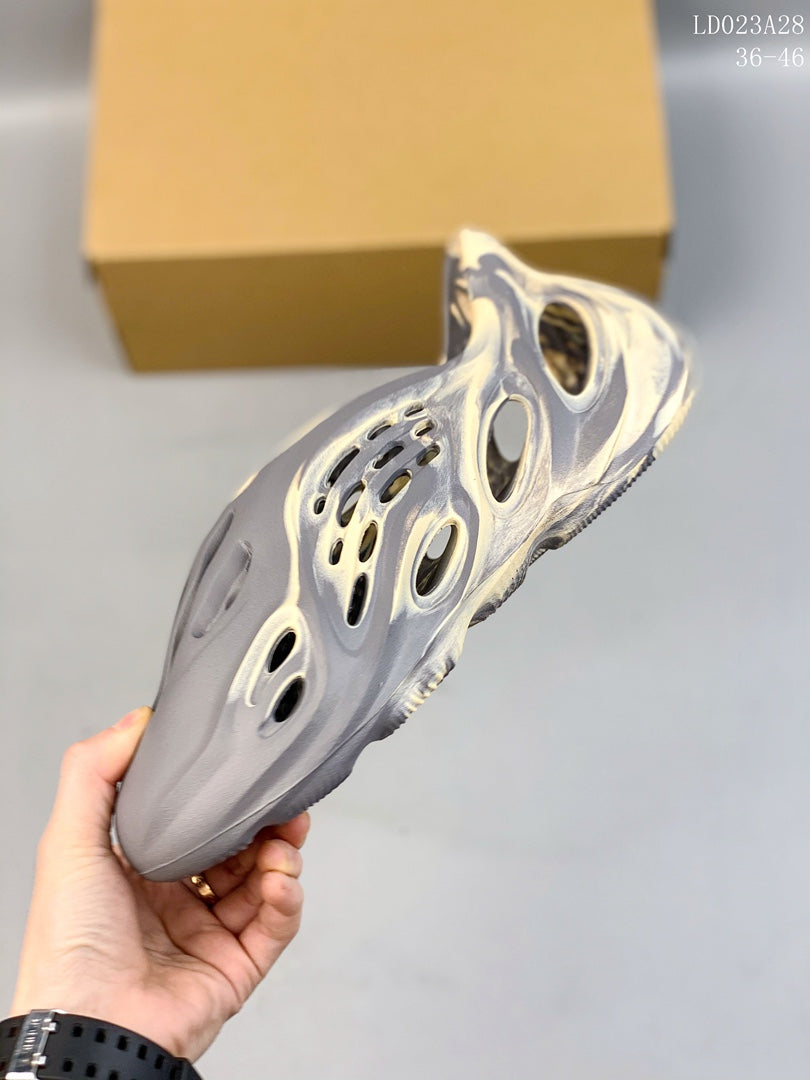 Z4A85  Popular shoes