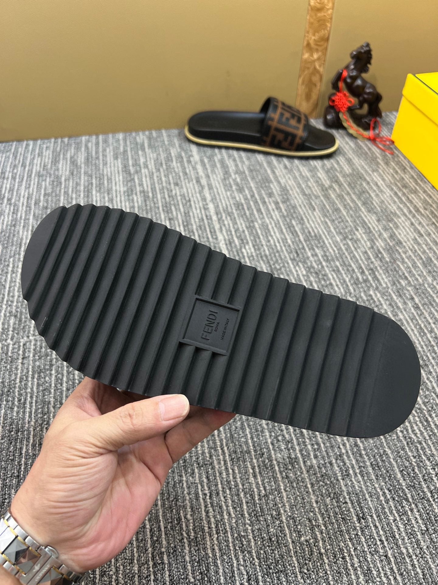 Z5XF105 Popular Slippers