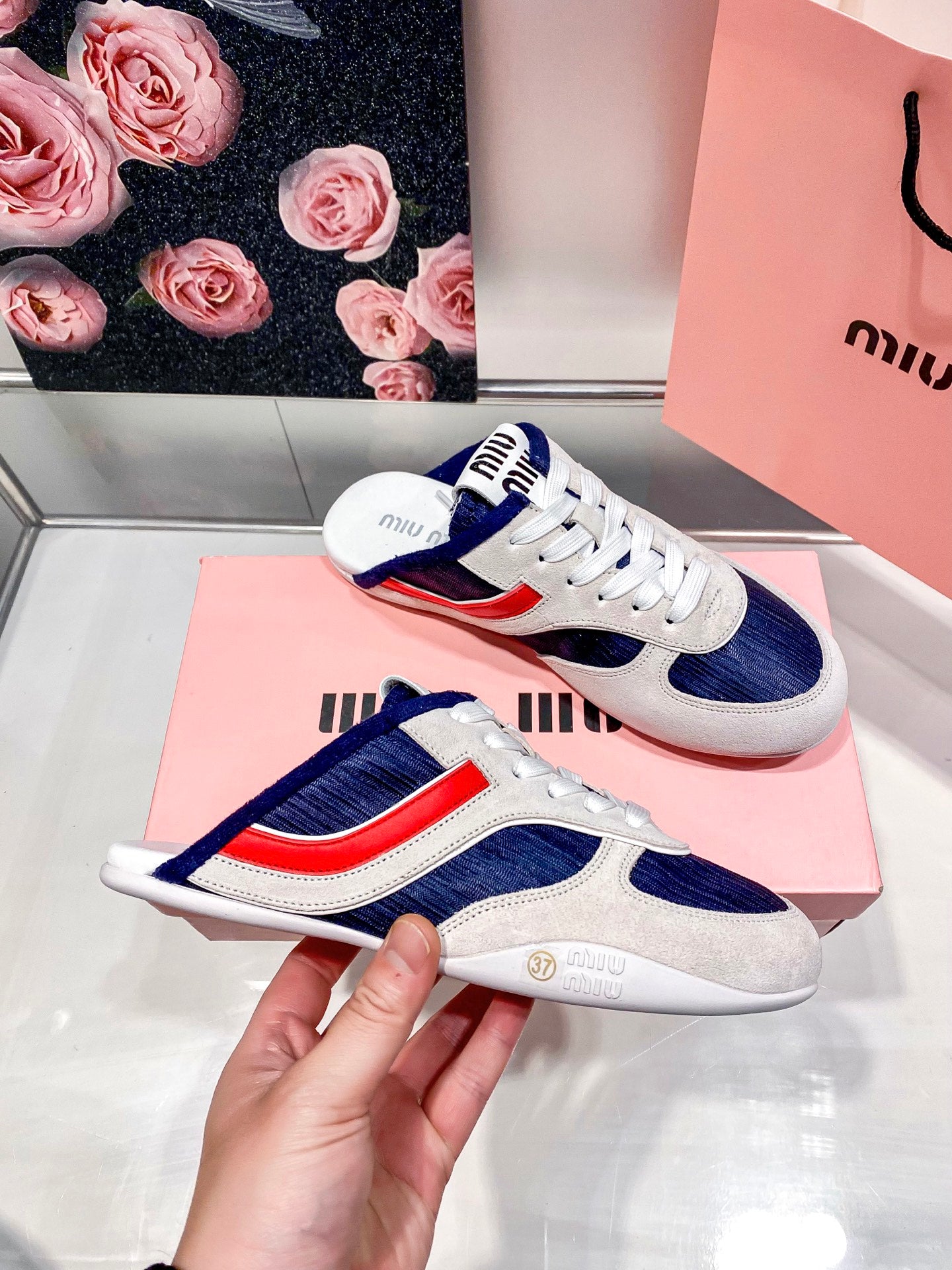 Z1Q105A358 Popular Shoes