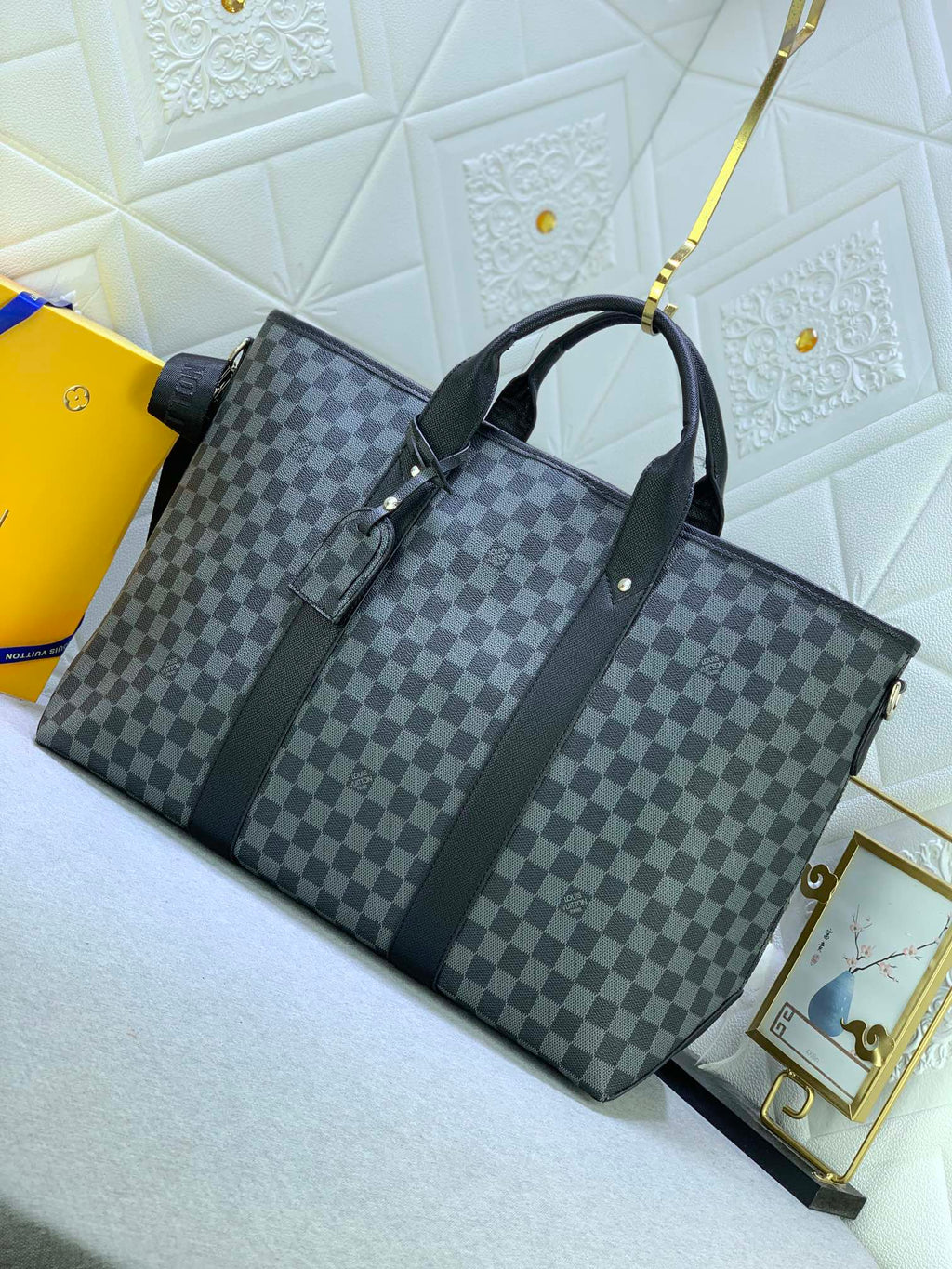 B12X44E350 Popular    leather bag 