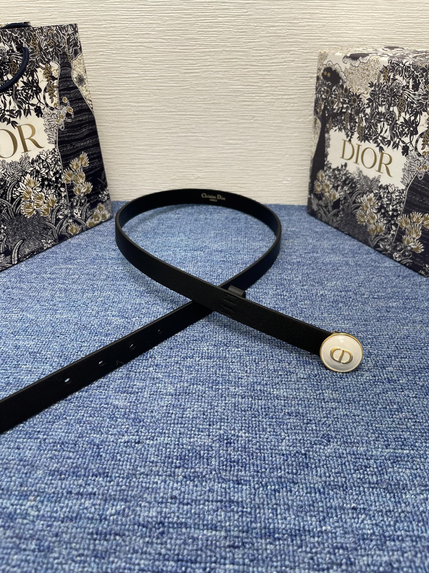 P1R55D201 Popular  High quality belt With full package