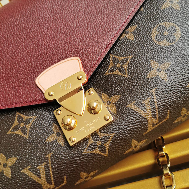 B1X41E83 Popular  leather bag 