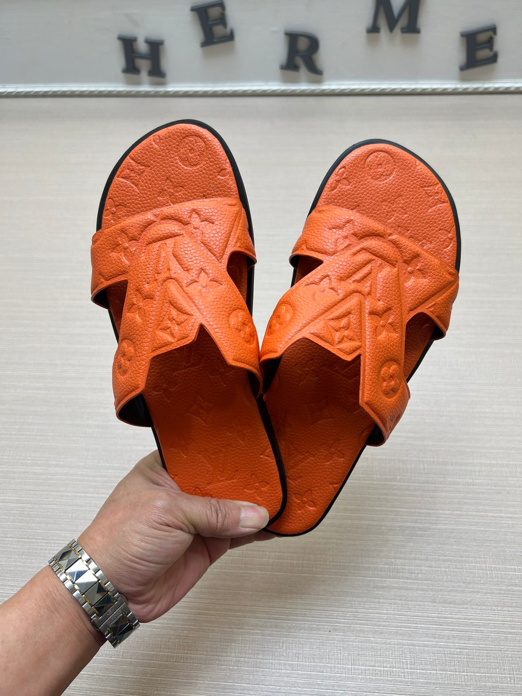 Z5ZE34 Popular slippers