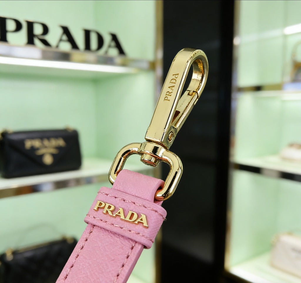 A1R46P3 Popular bag 's charms accessories