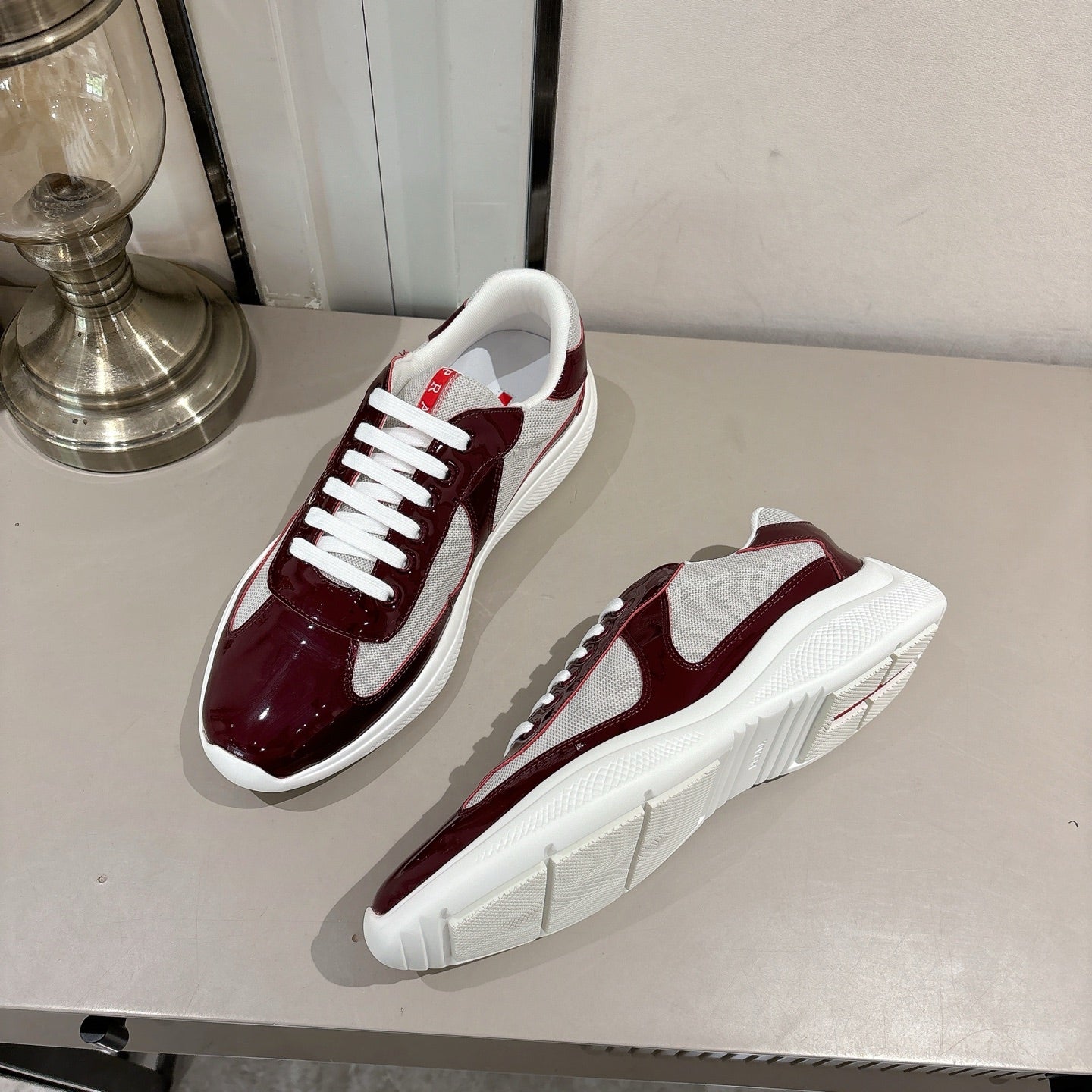 Z2Q95P12  Popular high-quality shoes