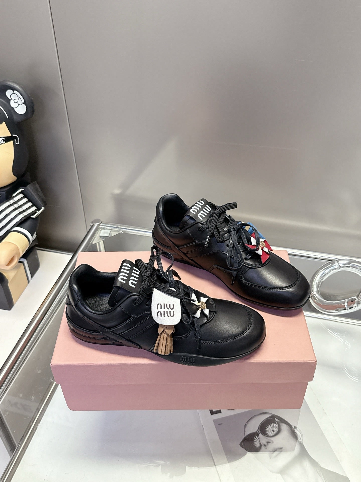 Z2Q105A261 Popular high-quality Shoes