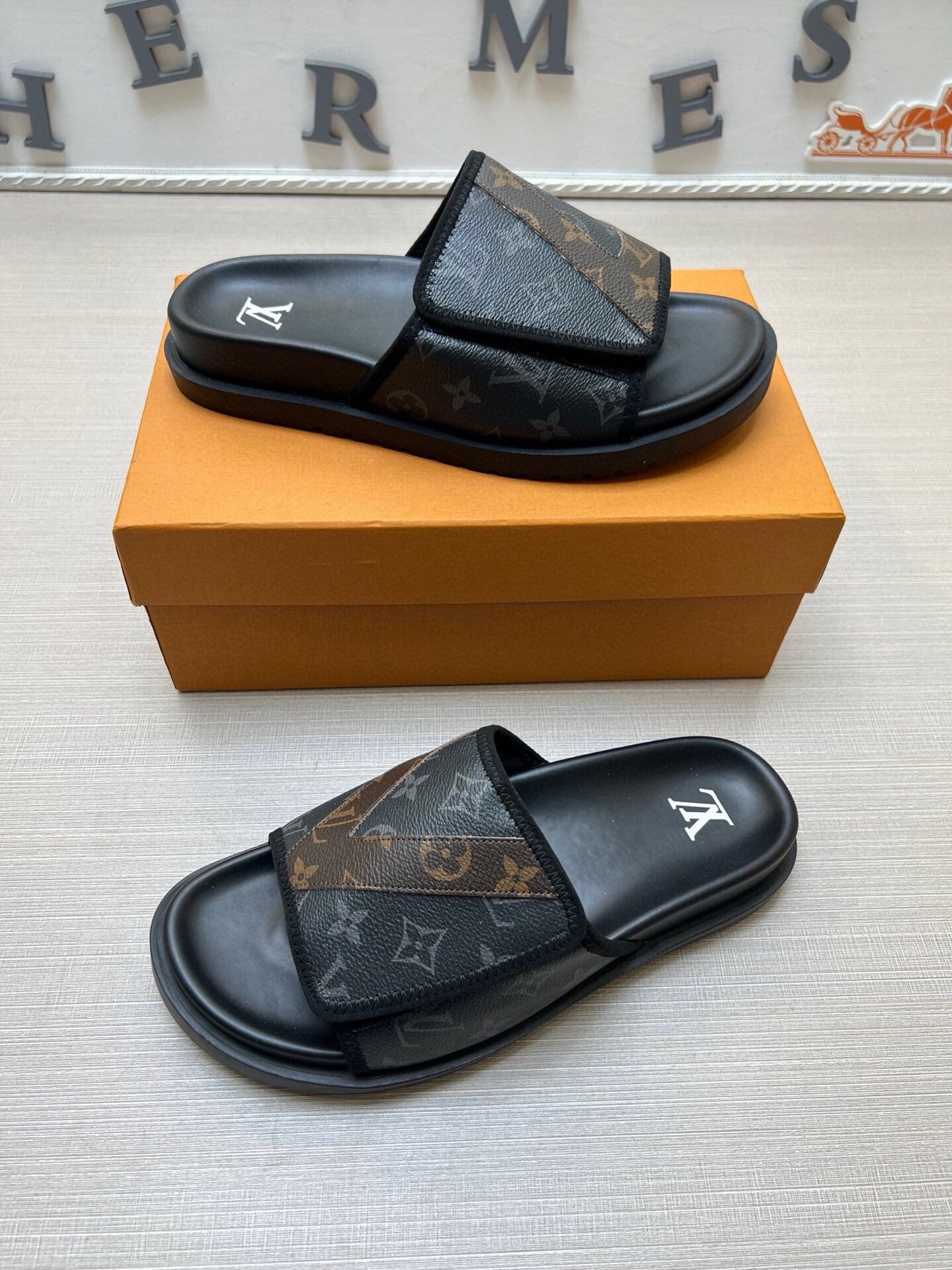 Z5WE251 Popular Slippers