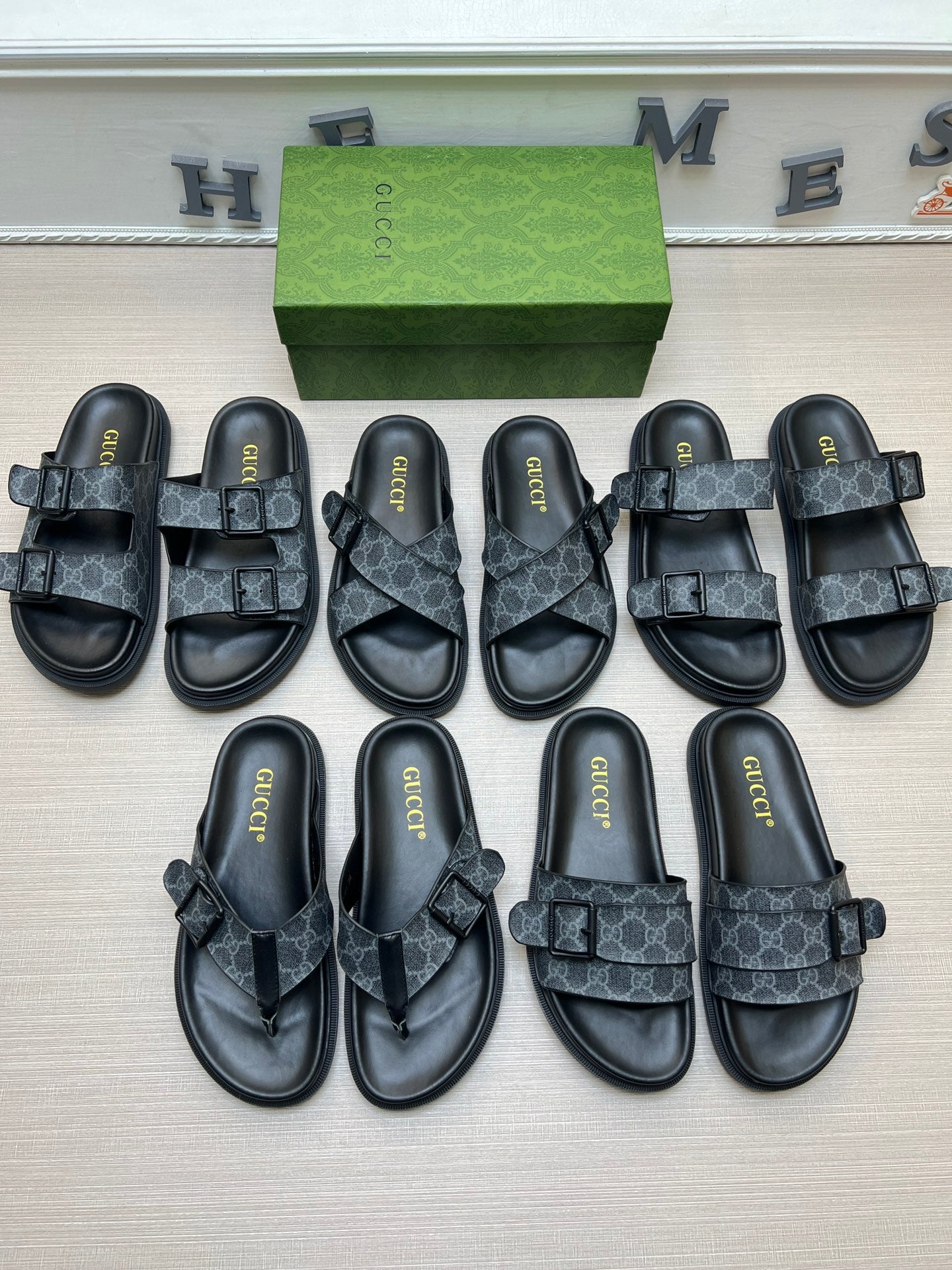 Z5ZB92 Popular slippers