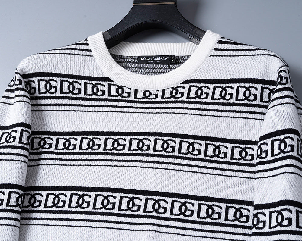 U1Z85D116 Popular Sweaters