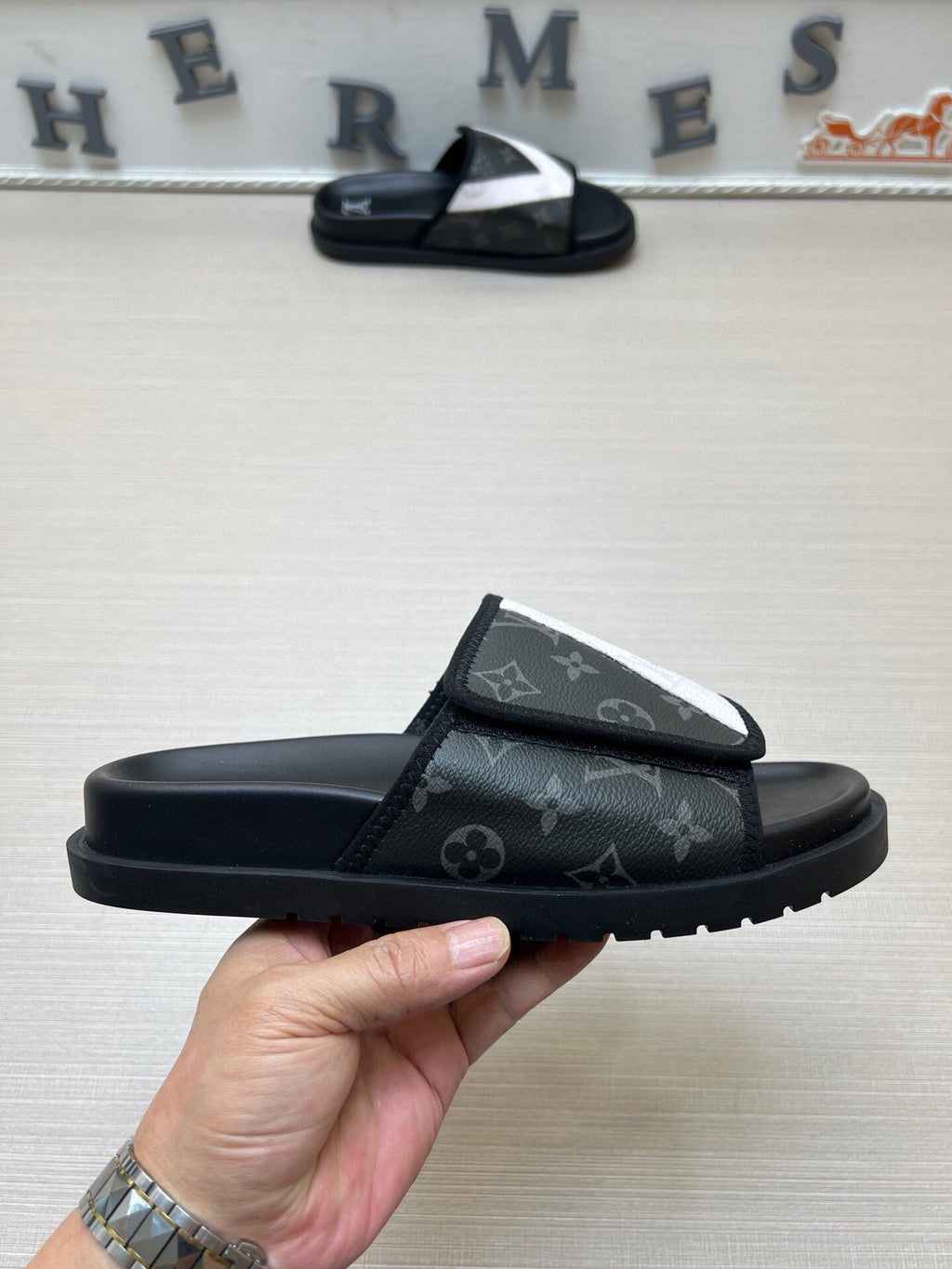 Z5WE251 Popular Slippers