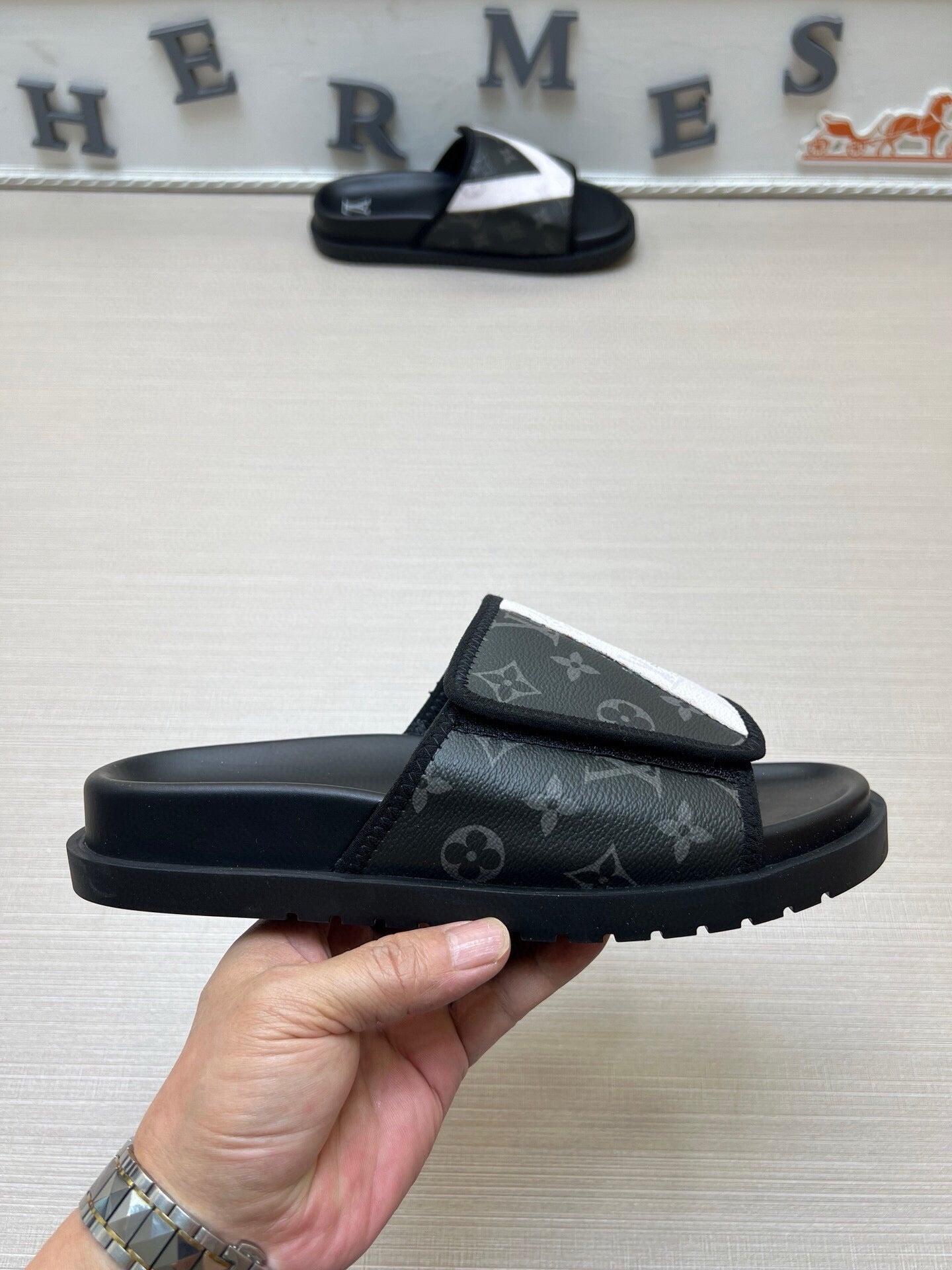 Z5WE251 Popular Slippers